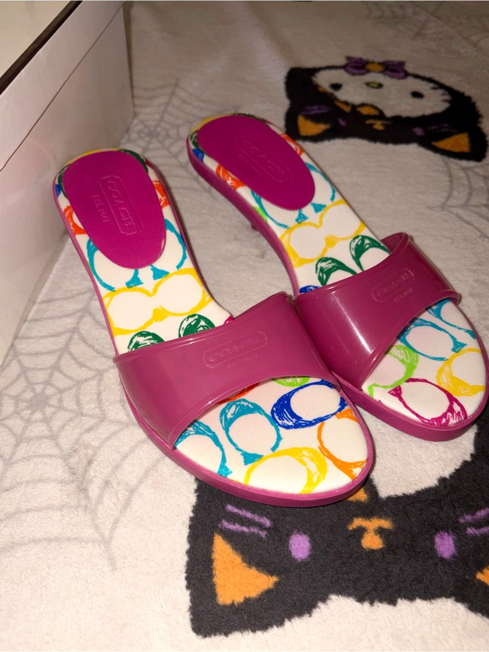 RARE VTG COACH Pink Jelly kitten heels J P613 Women's Size 7.5M - Picture 2 of 8